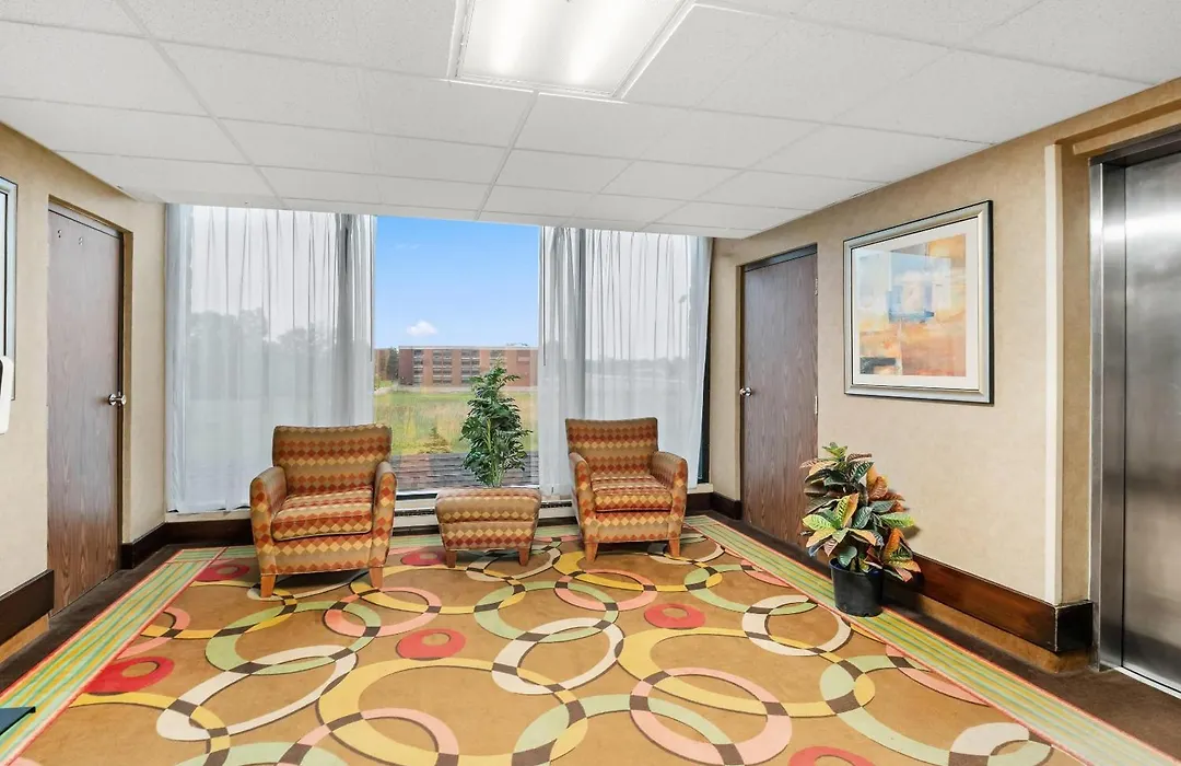 Comfort Inn Metro Airport-1